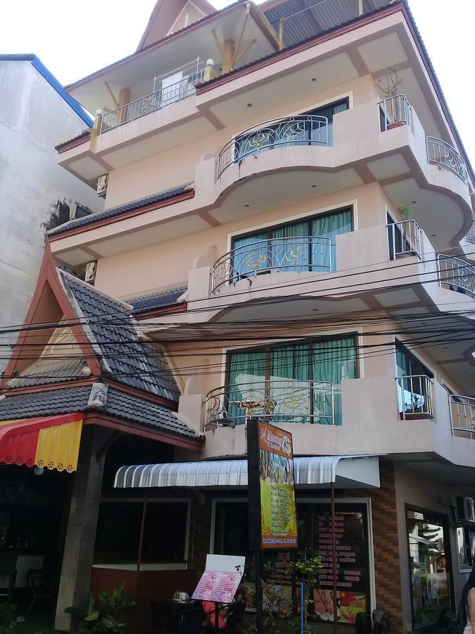 Ban Tyrol Hotell Patong Eksteriør bilde